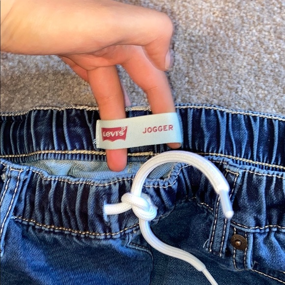 Levi’s Bundle - Picture 7 of 8